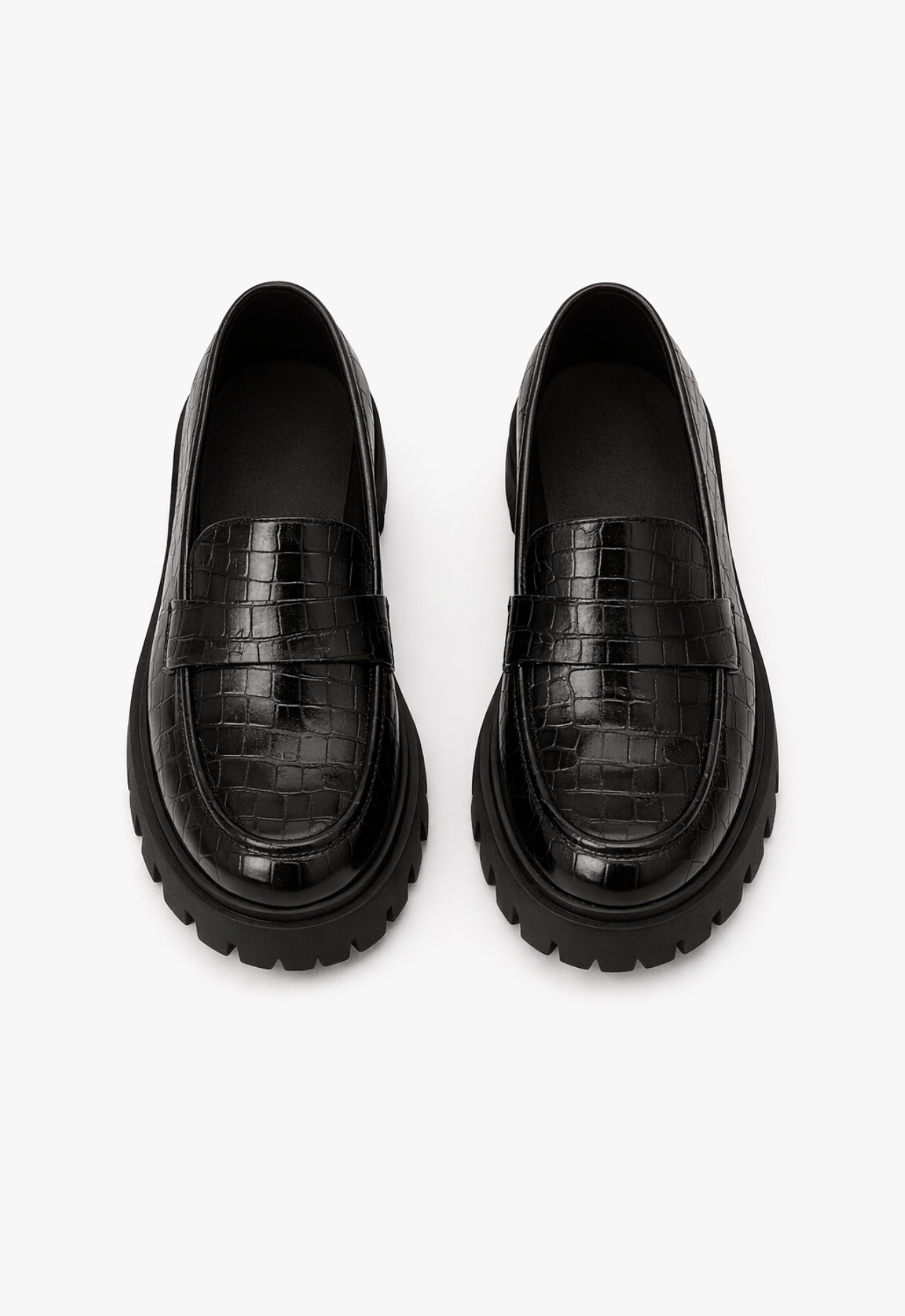 sapato mocassim feminino tratorado com textura croc black noir