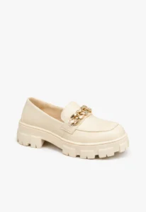 Mocassim feminino tratorado Pérola Blànc 1 sapato mocassim feminino tratorado com detalhes em dourado pérola blànc