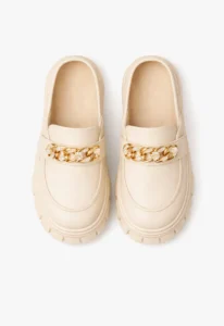 Mocassim feminino tratorado Pérola Blànc 3 sapato mocassim feminino tratorado com detalhes em dourado pérola blànc