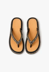 Chinelo feminino de dedo com strass 3 chinelo feminino de dedo preto com strass