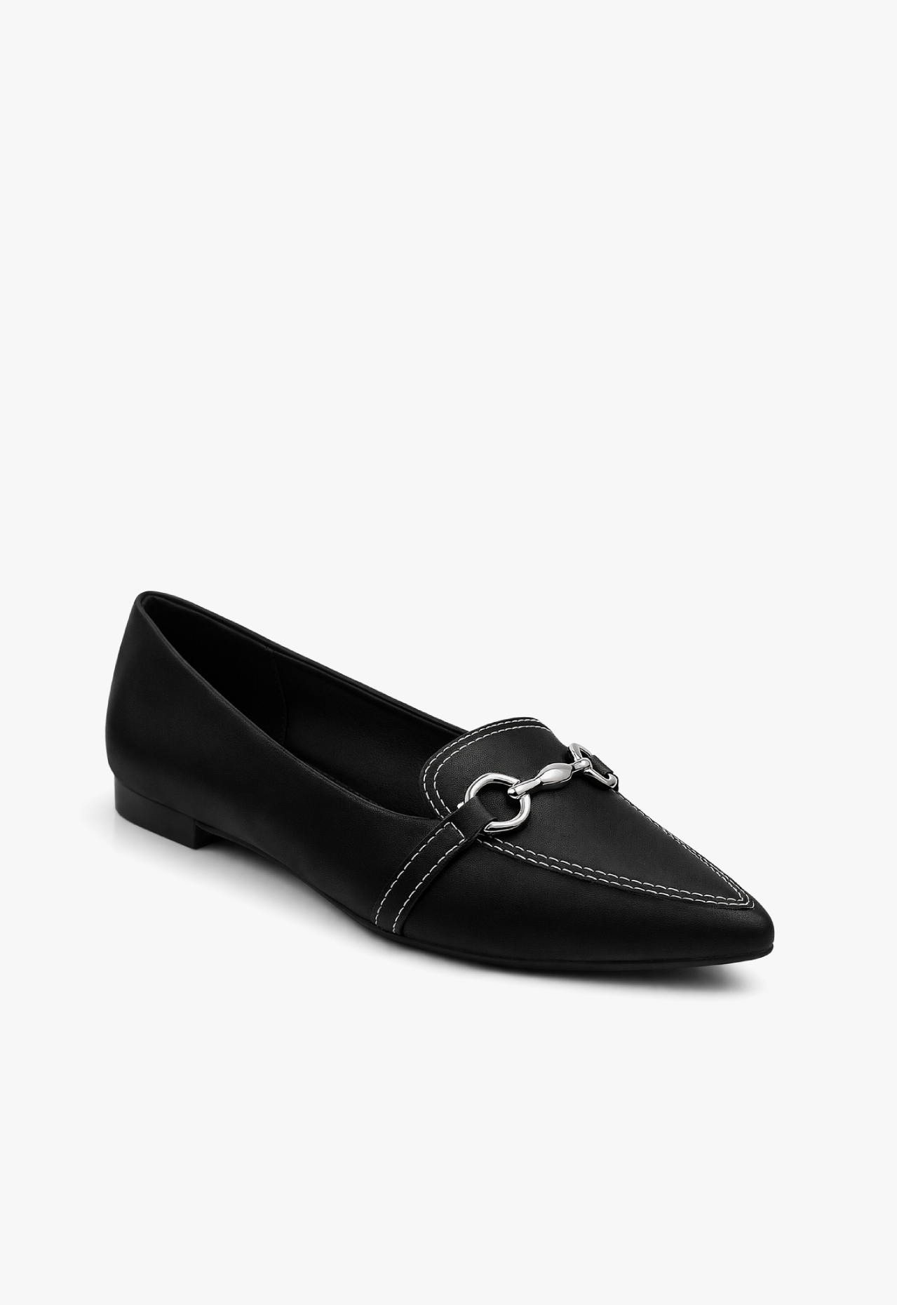 sapatilha feminina com bico fino preto e horsebit prata