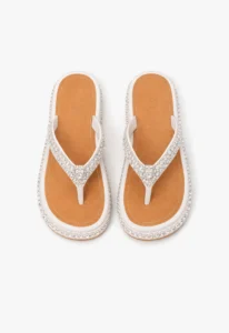 Chinelo feminino de dedo branco com strass 3 chinelo feminino de dedo branco com strass